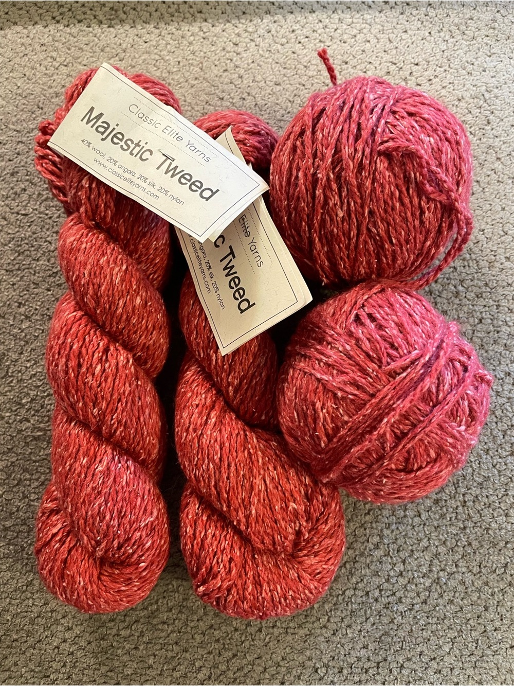Wool Angora Silk Nylon Yarn Mix 4 Skeins Included Brand New